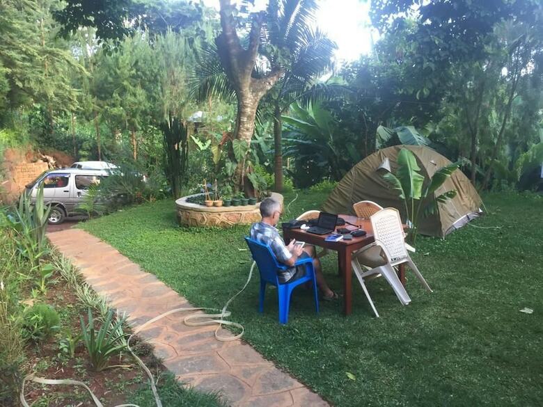 Bed & Breakfast David Crater Homestay