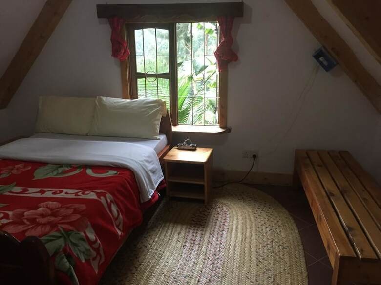 Bed & Breakfast David Crater Homestay