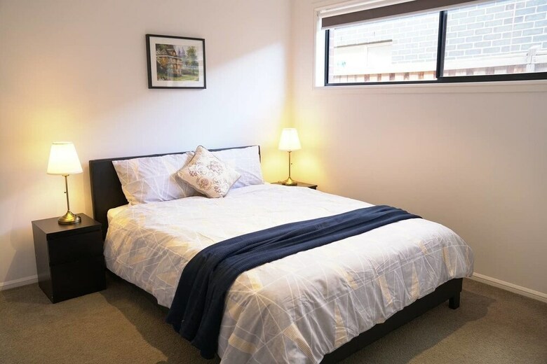 7 Bedrooms House For Big Group