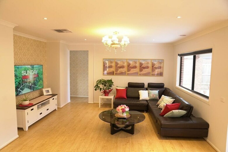 7 Bedrooms House For Big Group