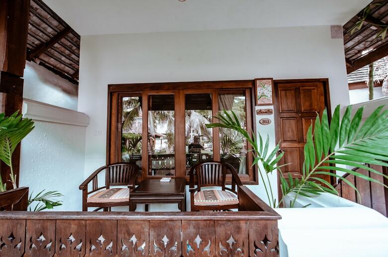Hotel Vila Villa Resort In Town