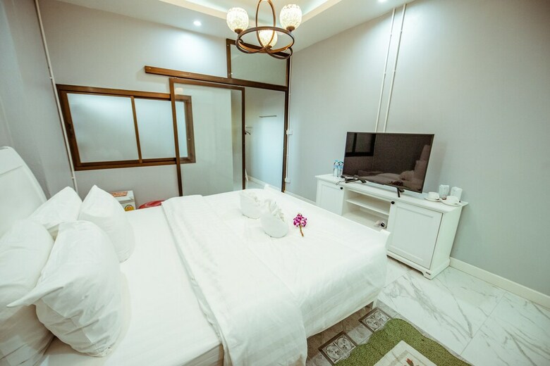 Hotel Vila Villa Resort In Town