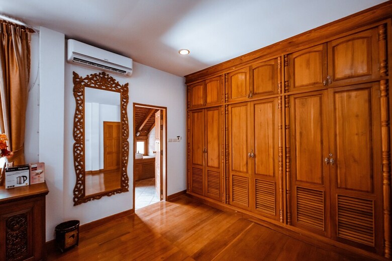 Hotel Vila Villa Resort In Town