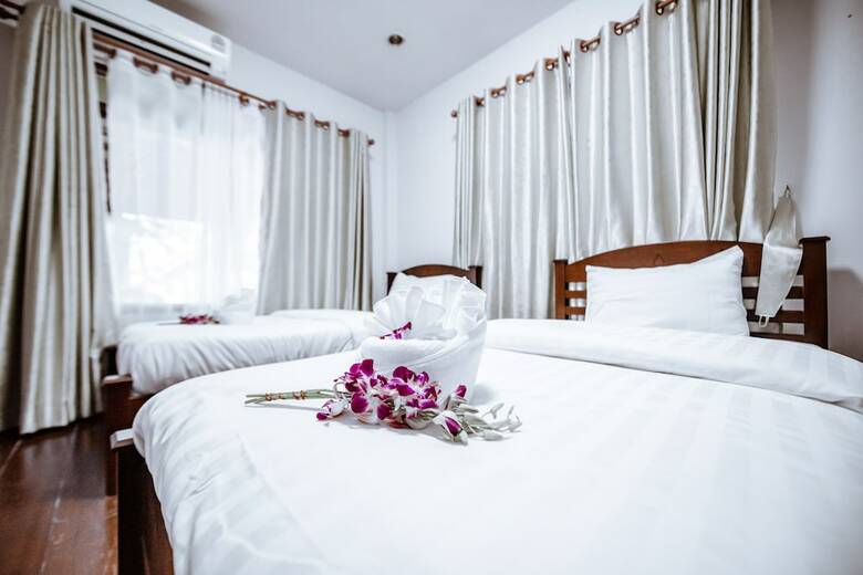 Hotel Vila Villa Resort In Town