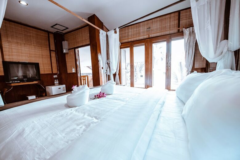 Hotel Vila Villa Resort In Town