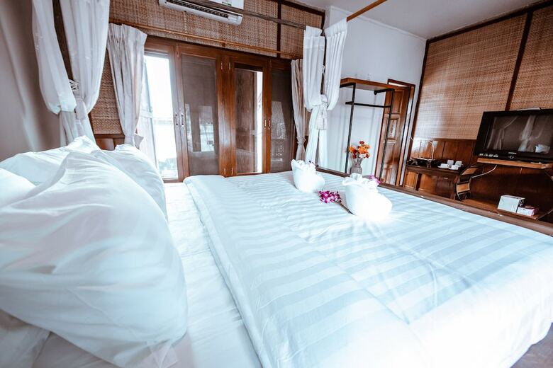 Hotel Vila Villa Resort In Town