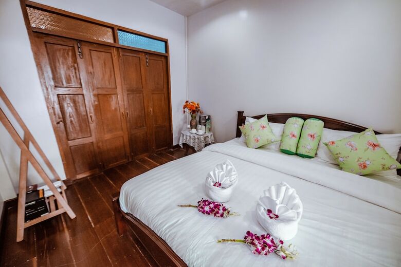 Hotel Vila Villa Resort In Town