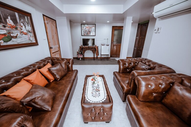 Hotel Vila Villa Resort In Town