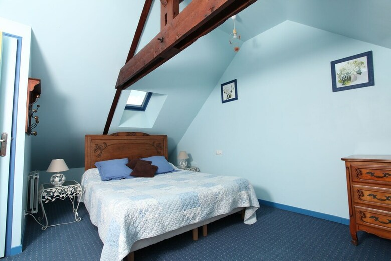 Hotel H�bergements Insolites Domaine Arvor Spa