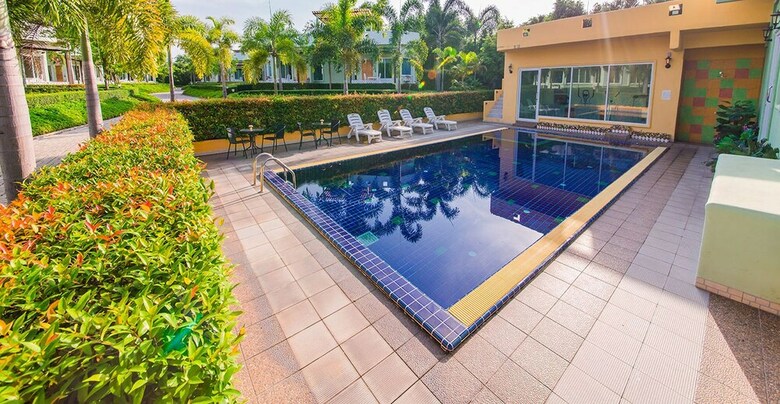 Hotel Villa Reina Khao Yai Resort