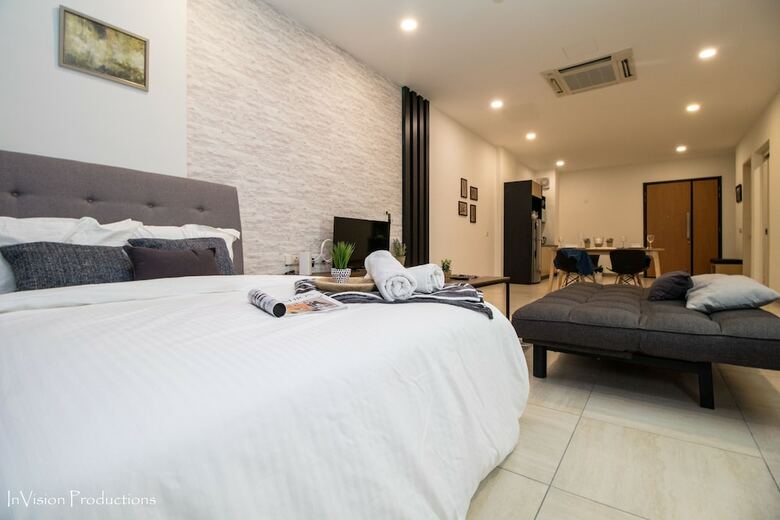 Hotel The Octagon Ipoh By Plush