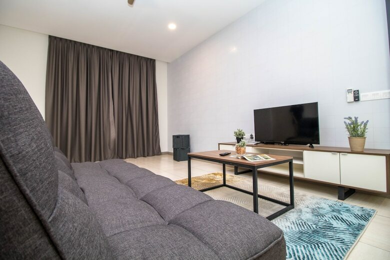 Hotel The Octagon Ipoh By Plush