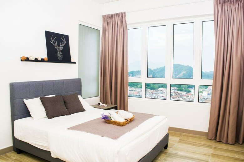 Hotel The Octagon Ipoh By Plush