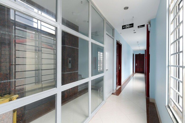 Oyo 230 Titanic Hotel