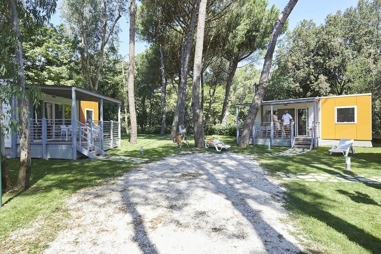Baia Domizia Camping Village
