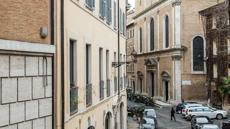 Rental In Rome Navona Atmosphere Apartment