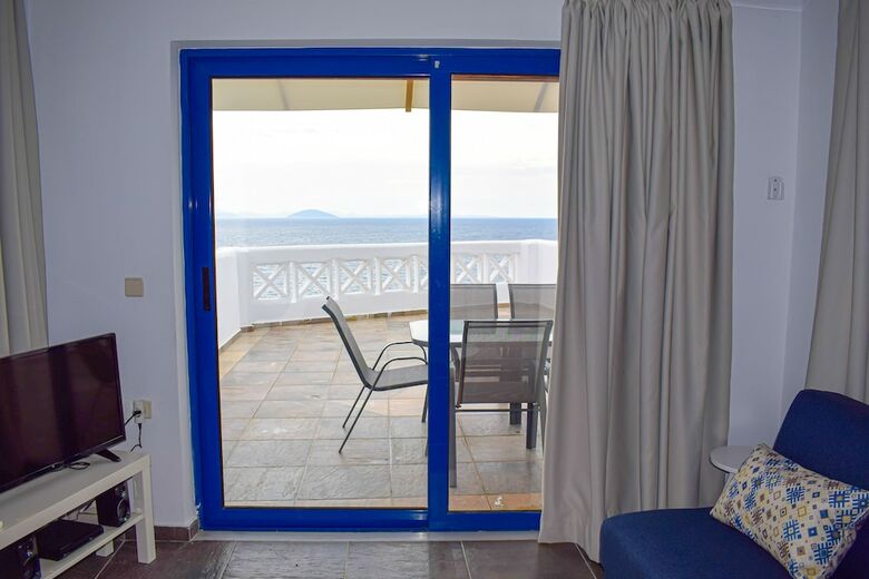 Apartamentos Muses Seaside Villas