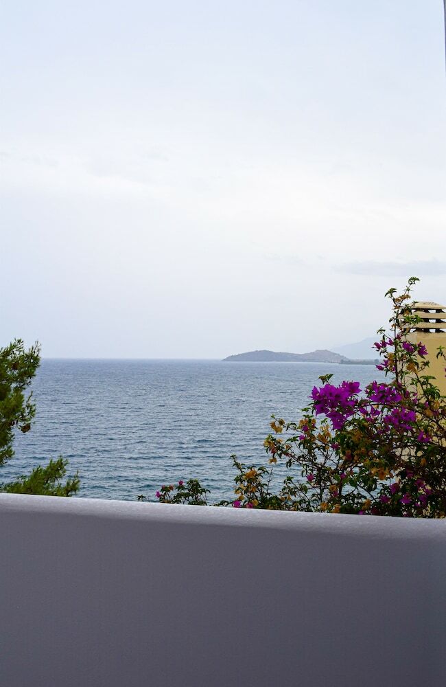 Apartamentos Muses Seaside Villas
