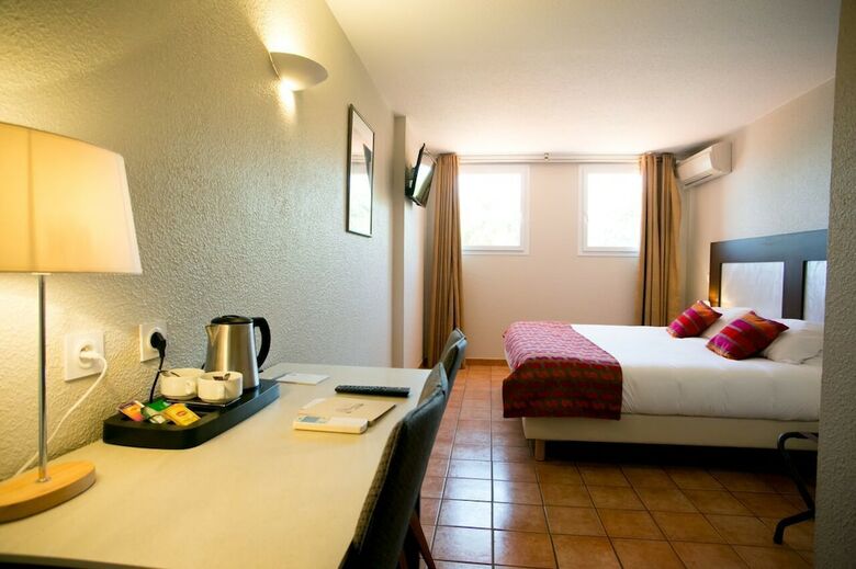 Hotel L'arap�de