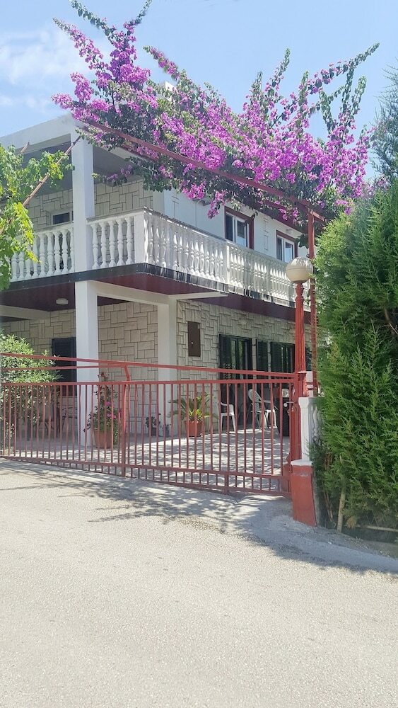Aparthotel Monterria