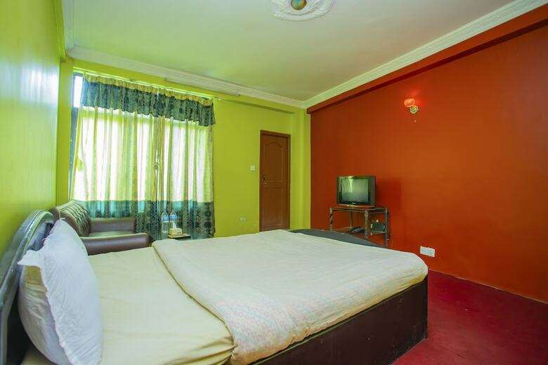 Spot On 425 A-one Hotel