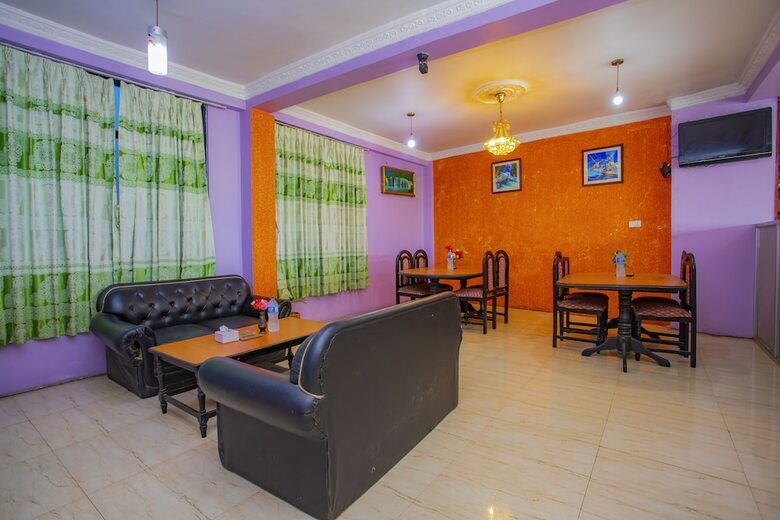 Spot On 425 A-one Hotel
