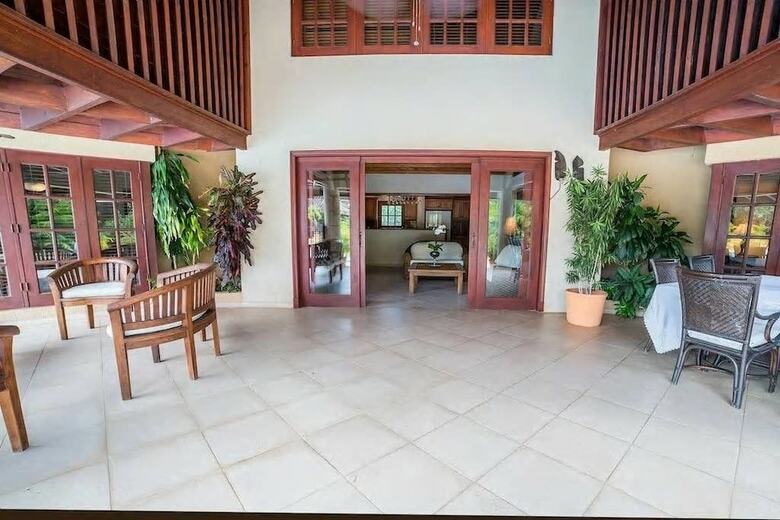 8br 9ba Barranca Villa By Asvr