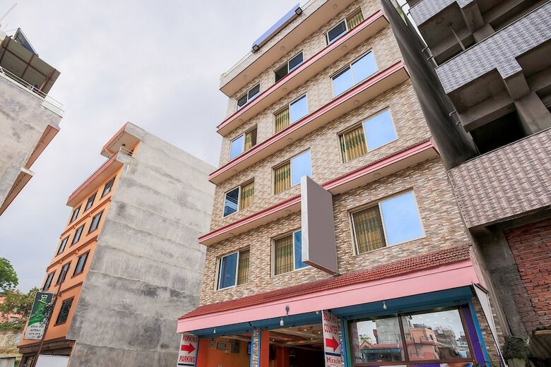 Spot On 422 Miracle Wonder Hotel Pvt Ltd