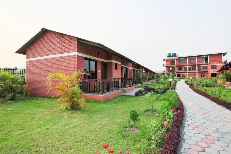 Hotel Oyo 434 Vision Safari Pvt Ltd