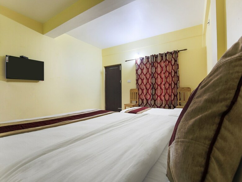 Hotel Oyo 434 Vision Safari Pvt Ltd