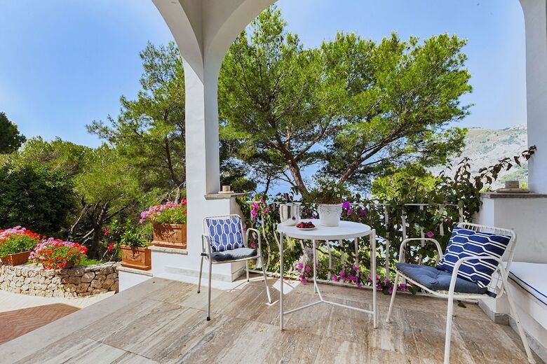 Villa Apollo