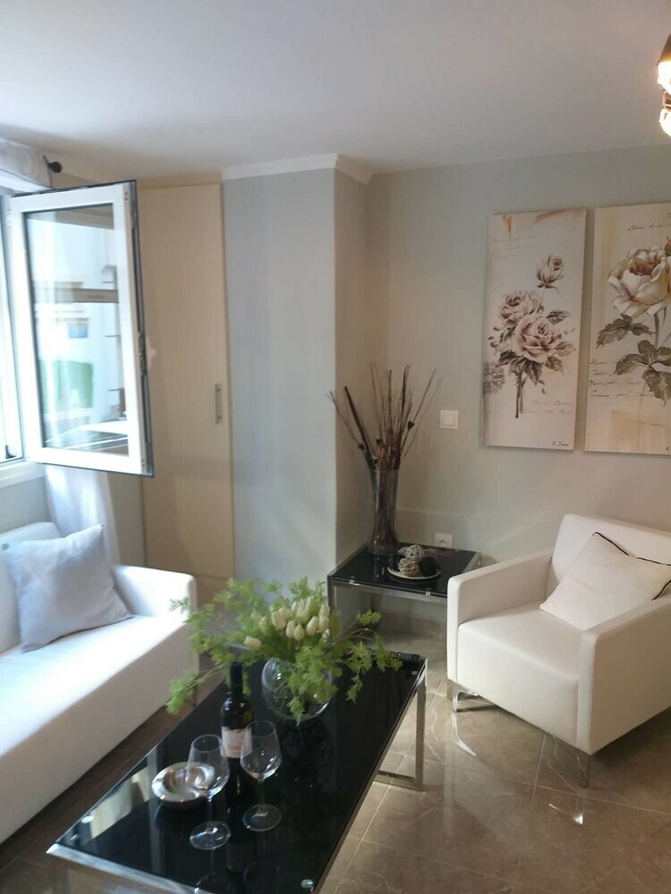 Apartamentos Cozy Studio Near The Center