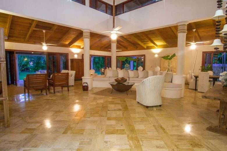 4br Villa Las Pi�as Casadecampo By Asvr