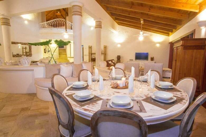 4br Villa Las Pi�as Casadecampo By Asvr