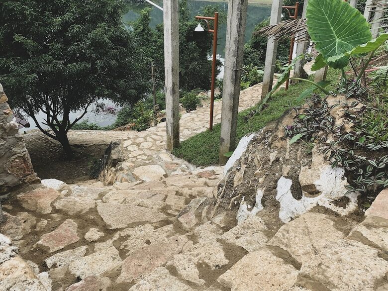 Hotel Ba Be Lakeside Bungalow