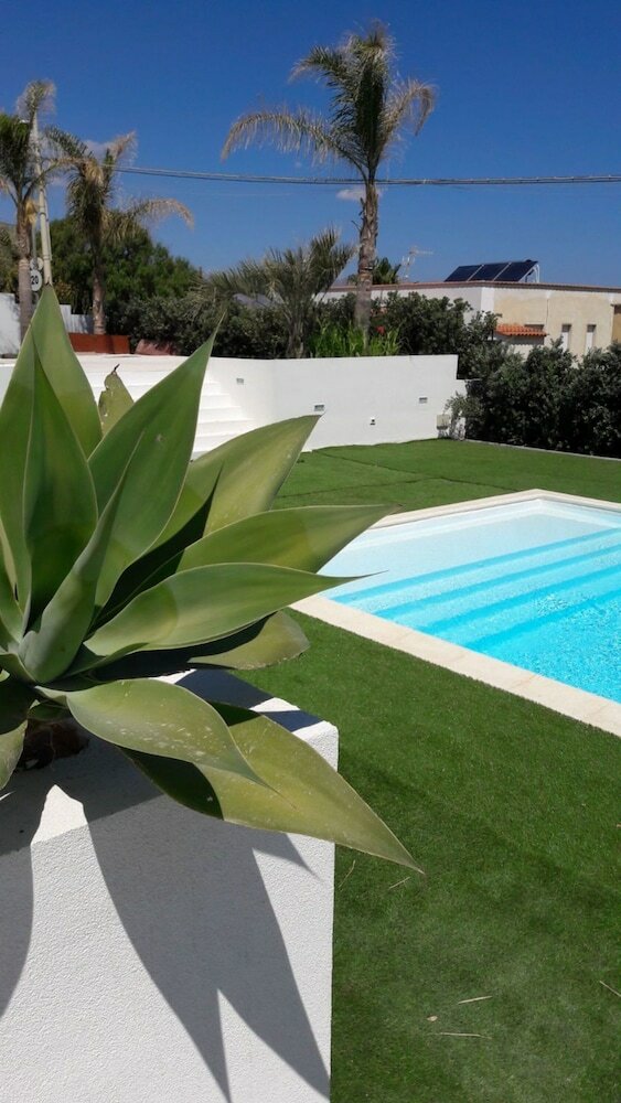 Villa Iris