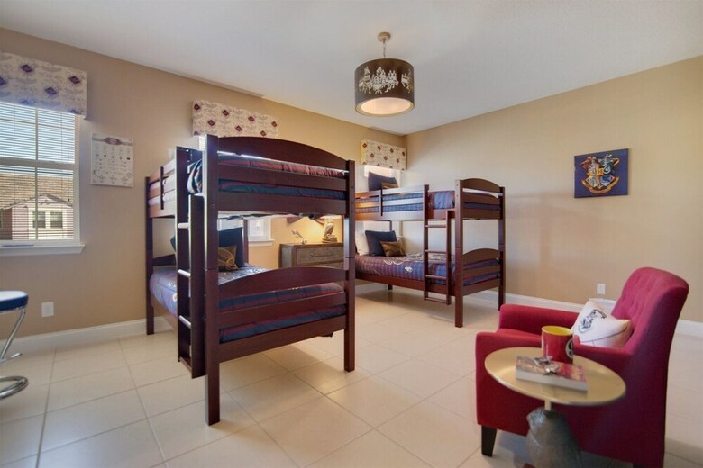 3br Townhome In  Festival