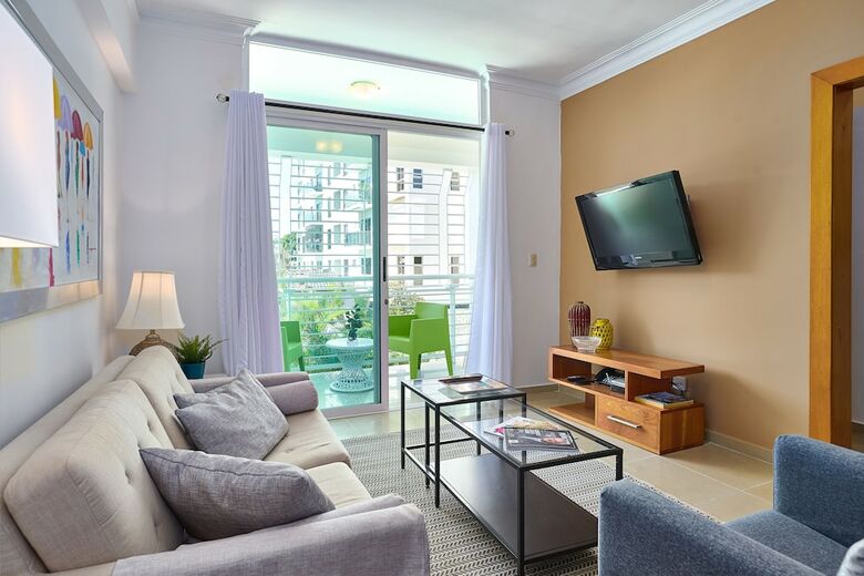 Apartamentos Alpha III 301