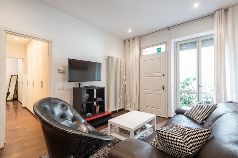 Art Gallery Apartment In Florence