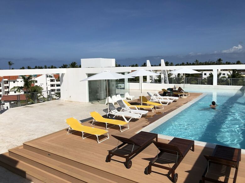 Aparthotel Truecost Rooftop Pool