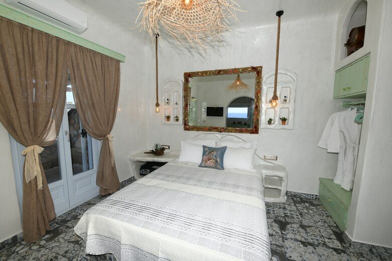 Starlight Luxury Seaside Villa