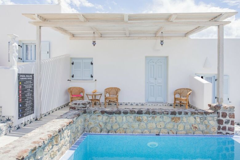 Starlight Luxury Seaside Villa