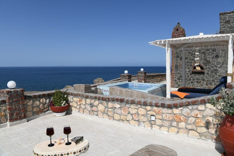 Starlight Luxury Seaside Villa