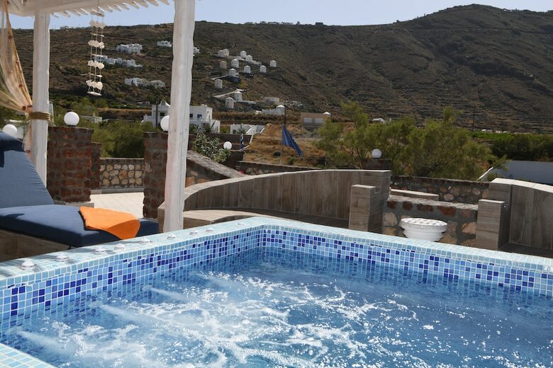 Starlight Luxury Seaside Villa