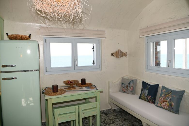 Starlight Luxury Seaside Villa
