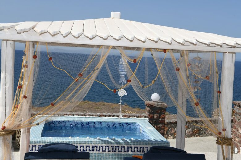 Starlight Luxury Seaside Villa