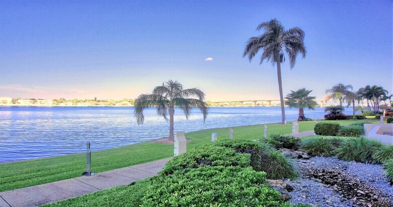 Bahia Del Mar Vacations By Techtravel