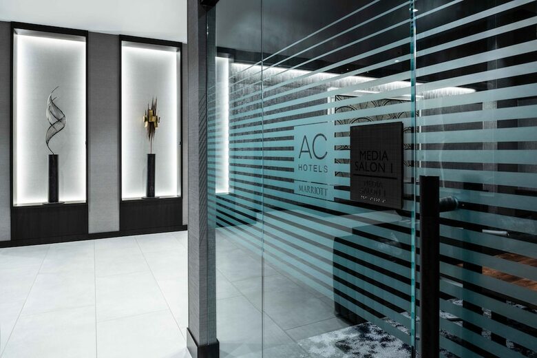 AC Hotel By Marriott Portsmouth