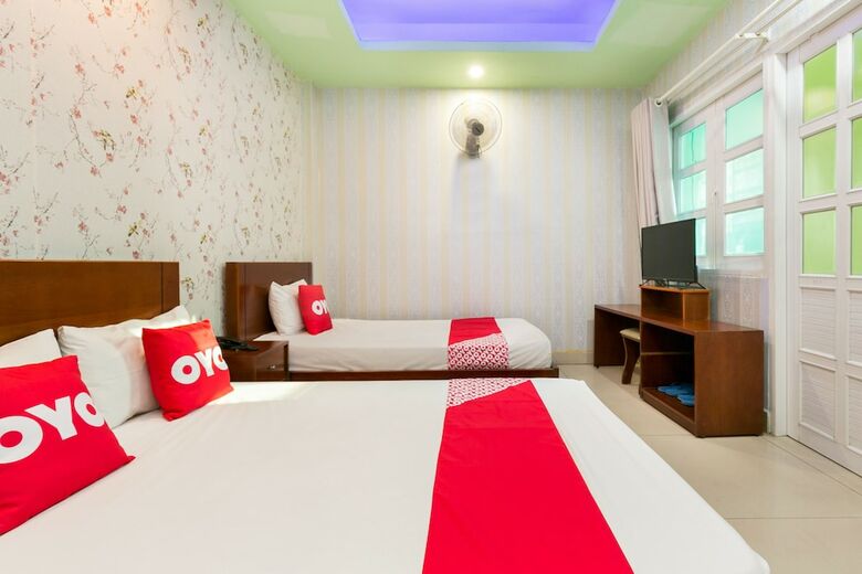Oyo 430 Hoang Van Hotel