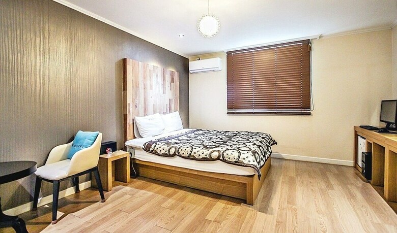 Gyeongju Bulguksa W Drive-in Hotel
